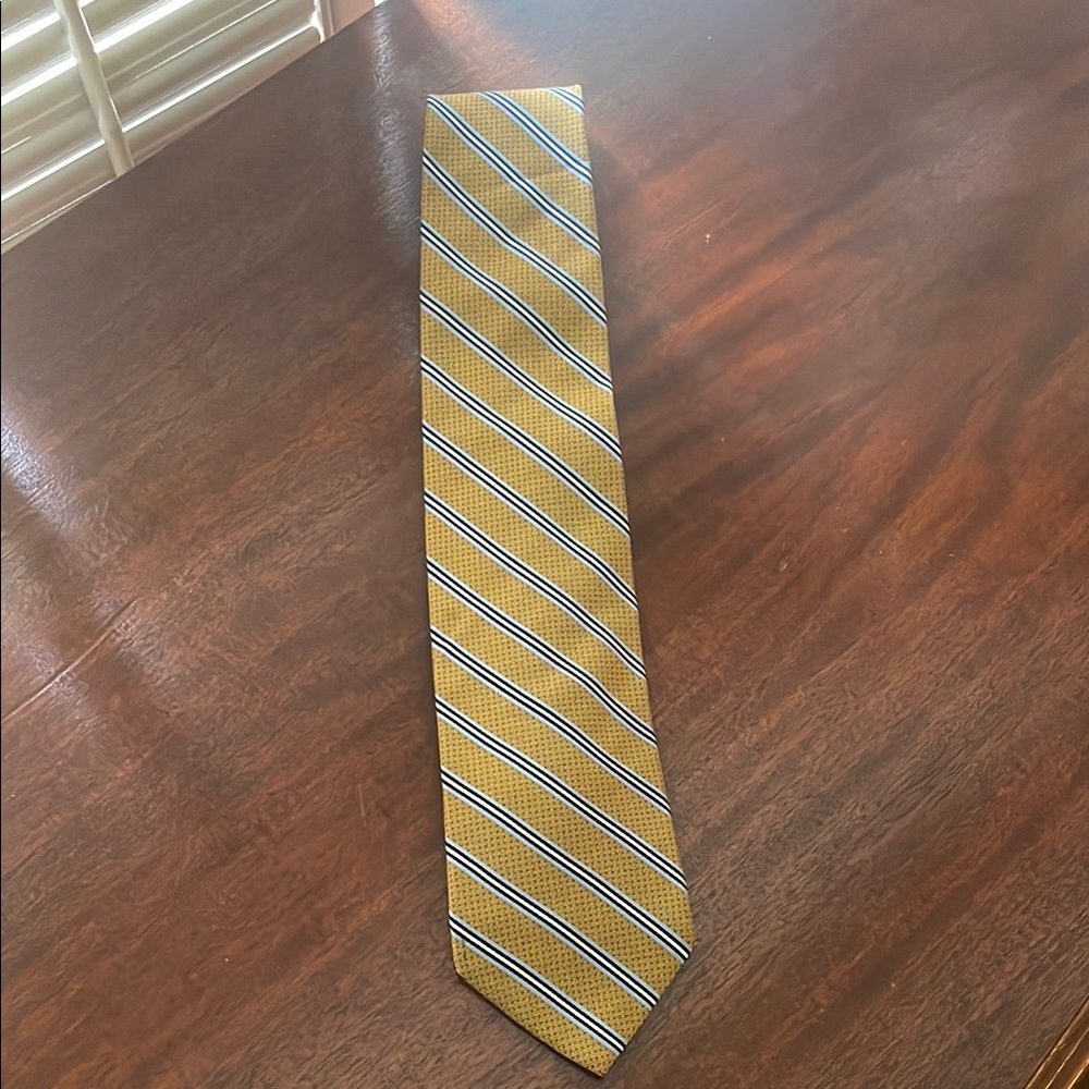 Brooks Brothers Classic Yellow Striped Tie
